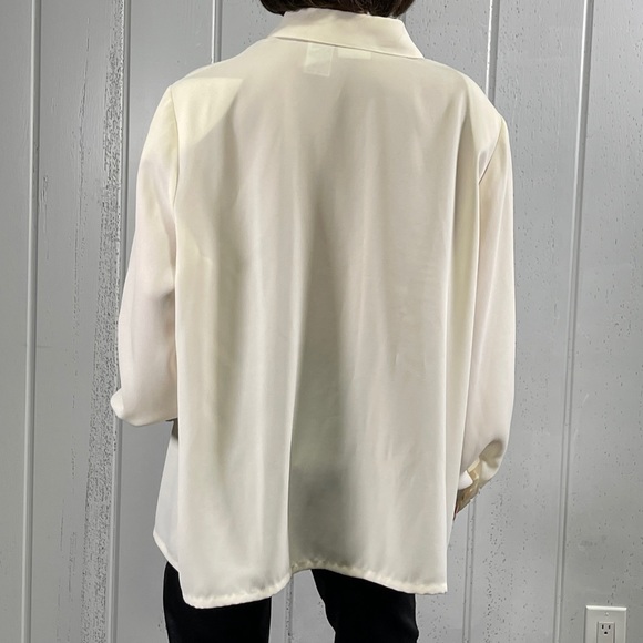 *Koret Women’s Beige Button Up Blouse Size 18W - Picture 8 of 9